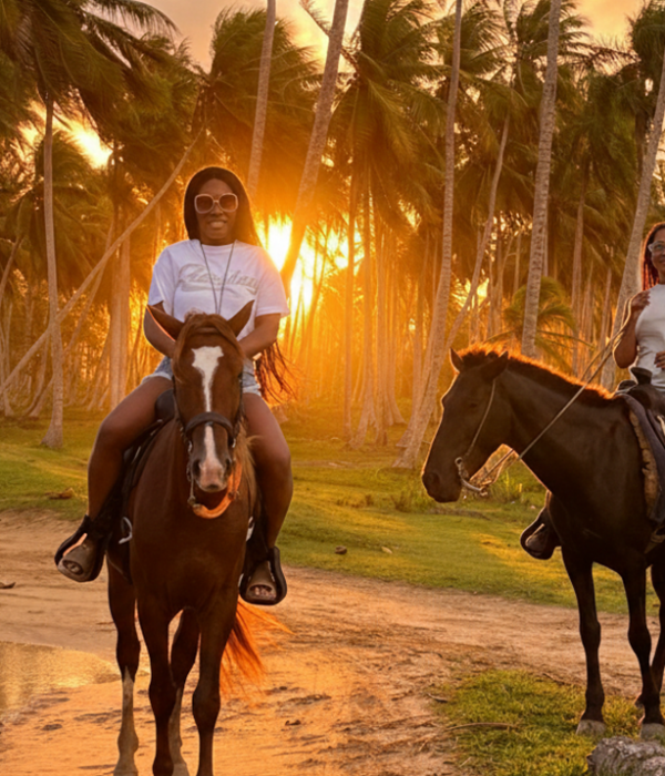 Horseback riding on the beach in Punta Cana - Scenic coastal tour - Taxi Boat Punta Cana