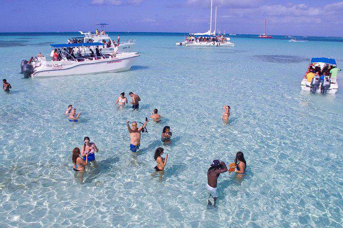 Saona Island white sand beach and turquoise water